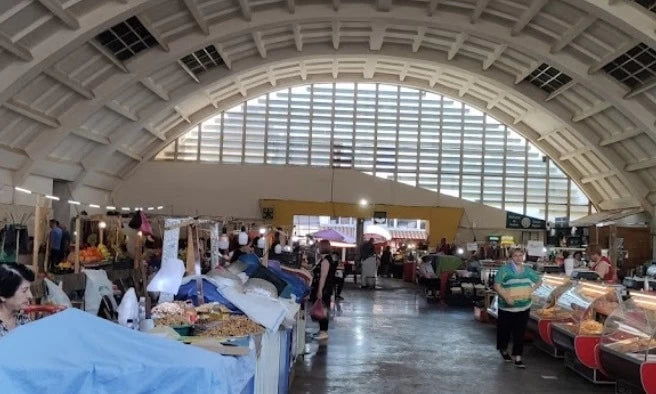 Central Agricultural Market of Kutaisi: A Bustling Hub of Freshness