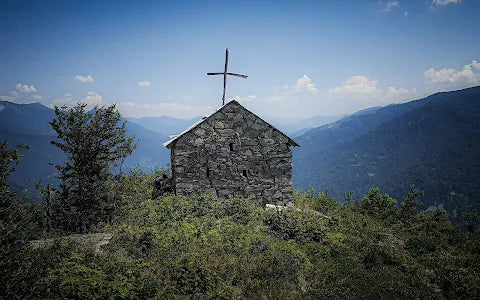 Castle of Hearts (გულების ციხე): A Journey Through Georgian Folklore and Legend