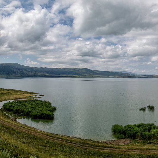 Kartsakhi Lake: A Hidden Gem in Georgia's Mountainous Beauty