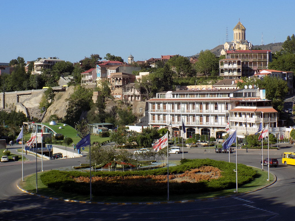 Europe Square (ევროპის მოედანი): A Vibrant Hub in the Heart of Tbilisi