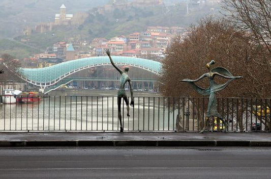 The Nikoloz Baratashvili Bridge: A Tbilisi Landmark