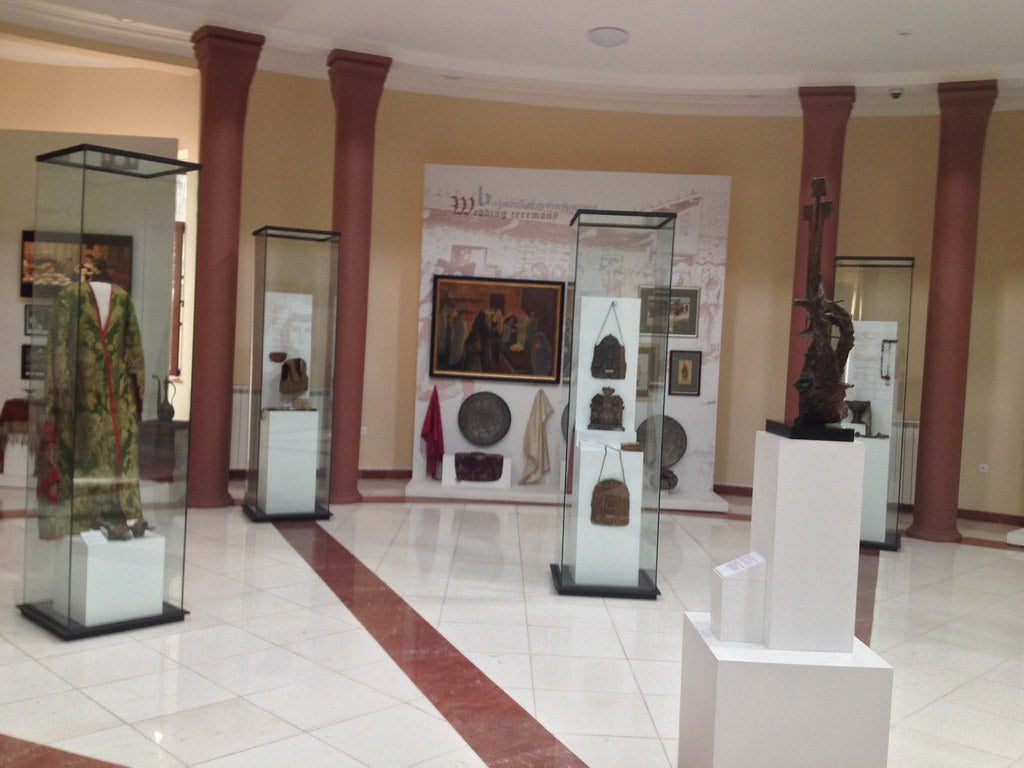 Exploring the Rich History of Georgian Jews: A Visit to the Museum of History of Georgian Jews